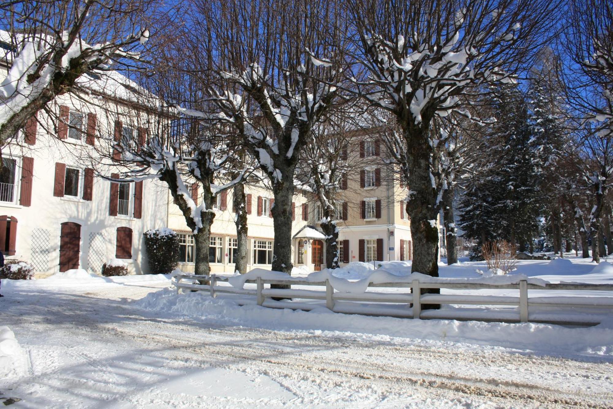 Best Western Grand Hotel De Paris & Spa Villard-de-Lans Exteriör bild
